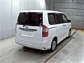 2009 Toyota Noah
