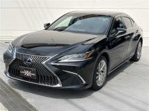 2019 Lexus ES