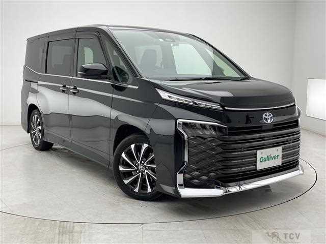 2023 Toyota Voxy
