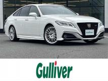 2019 Toyota Crown Hybrid