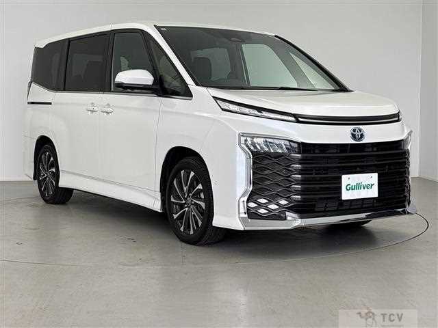 2023 Toyota Voxy