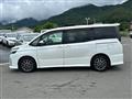 2014 Toyota Voxy