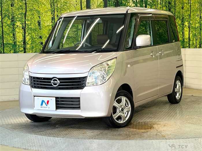 2012 Nissan ROOX