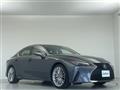 2021 Lexus IS