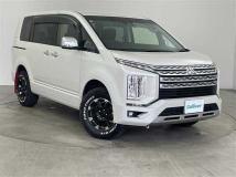 2021 Mitsubishi Delica D5
