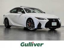 2021 Lexus IS