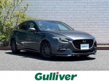 2017 Mazda Axela