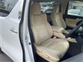 2019 Toyota Alphard Hybrid