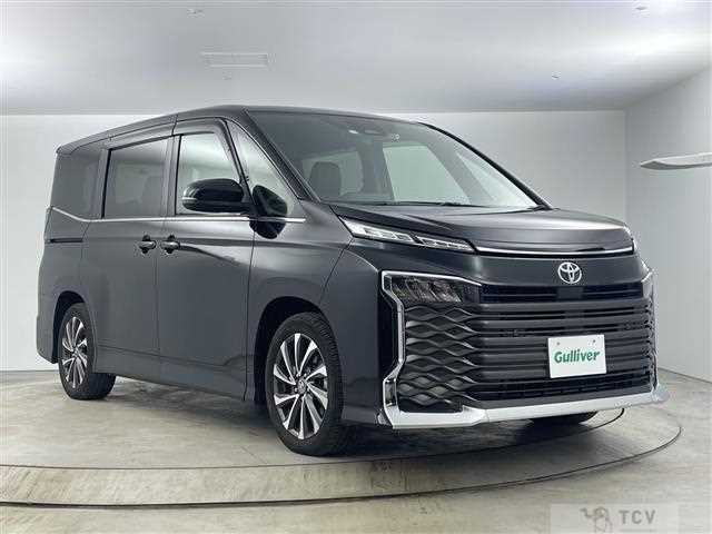 2023 Toyota Voxy