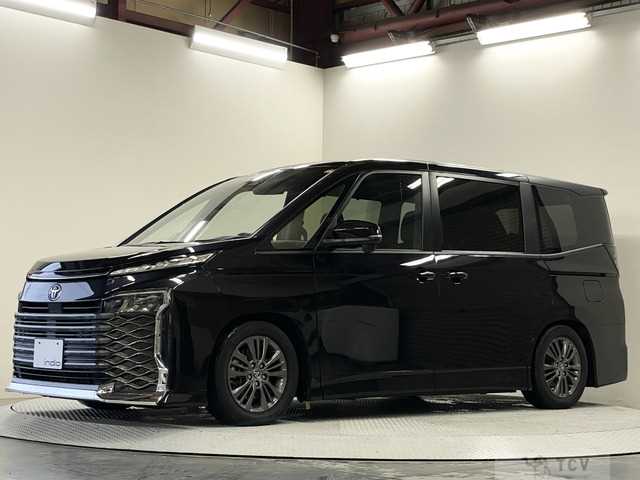 2024 Toyota Voxy