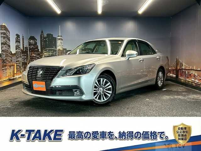 2013 Toyota Crown