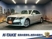 2013 Toyota Crown