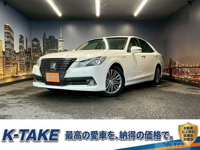 2013 Toyota Crown