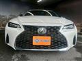 2021 Lexus IS