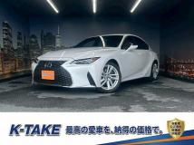 2021 Lexus IS