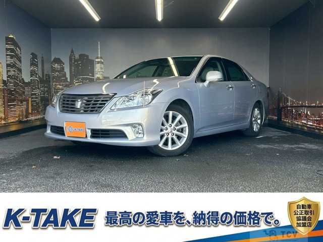 2011 Toyota Crown