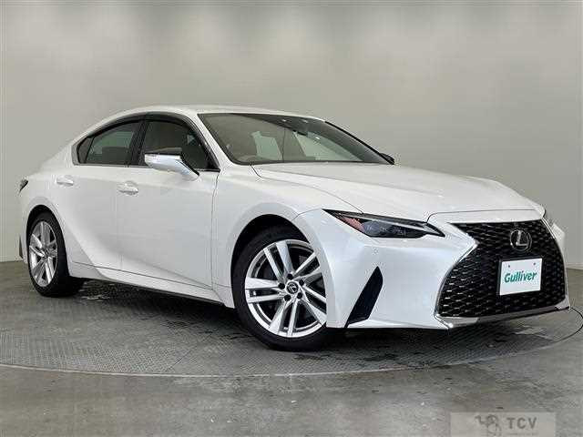 2023 Lexus IS
