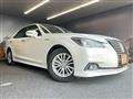 2016 Toyota Crown