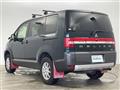 2014 Mitsubishi Delica D5