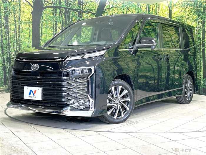 2022 Toyota Voxy