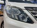 2013 Toyota Alphard G