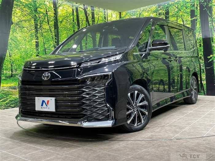 2022 Toyota Voxy