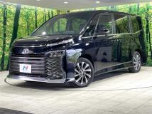 2022 Toyota Voxy