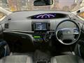 2013 Toyota Estima