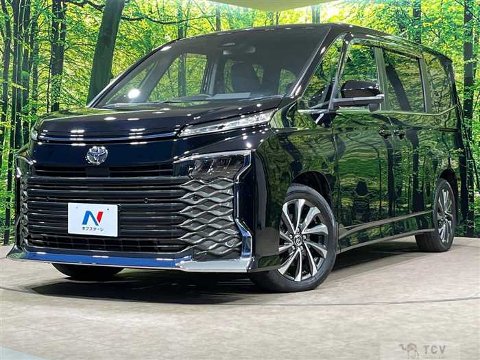 2022 Toyota Voxy