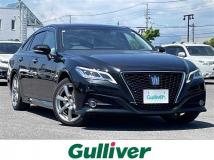 2020 Toyota Crown Hybrid