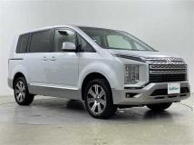 2025 Mitsubishi Delica D5