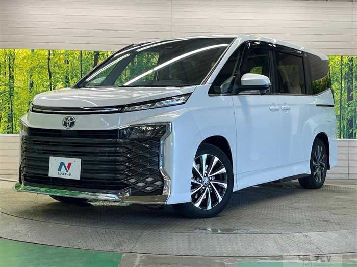 2023 Toyota Voxy