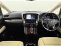 2015 Toyota Alphard
