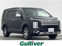 2022 Mitsubishi Delica D5