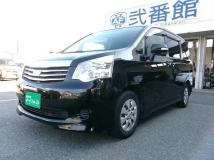 2013 Toyota Noah