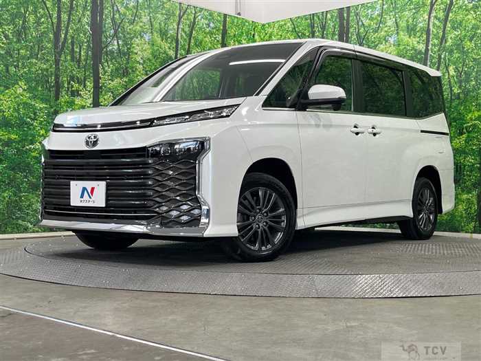 2024 Toyota Voxy