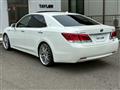 2015 Toyota Crown