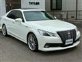 2015 Toyota Crown