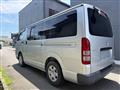 2006 Toyota Hiace Van