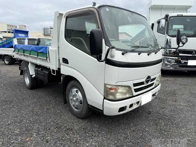 2008 Hino Dutro