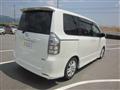 2013 Toyota Voxy