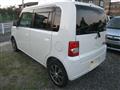 2010 Daihatsu Move Conte