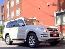 2020 Mitsubishi Pajero