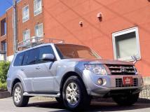 2014 Mitsubishi Pajero