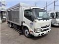 2012 Hino Dutro