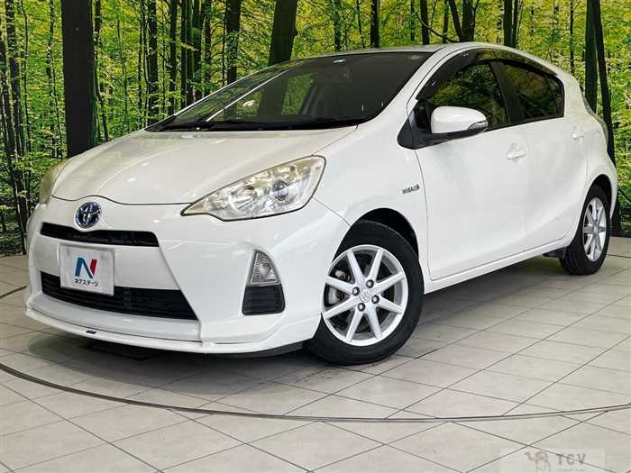 2013 Toyota AQUA