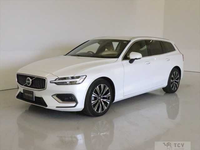 2022 Volvo V60