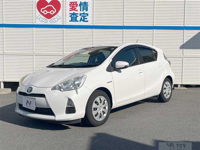 2013 Toyota AQUA