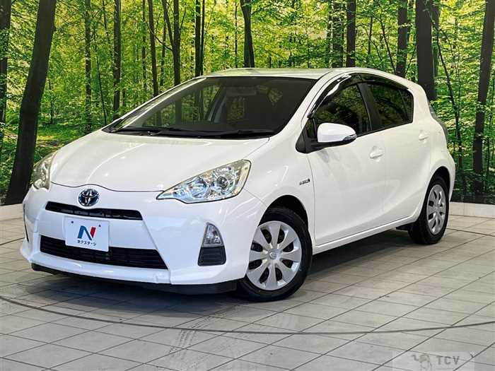 2013 Toyota AQUA