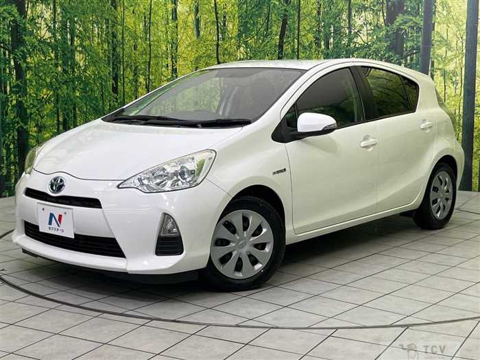 2013 Toyota AQUA